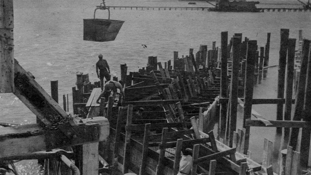 RR Construction 3