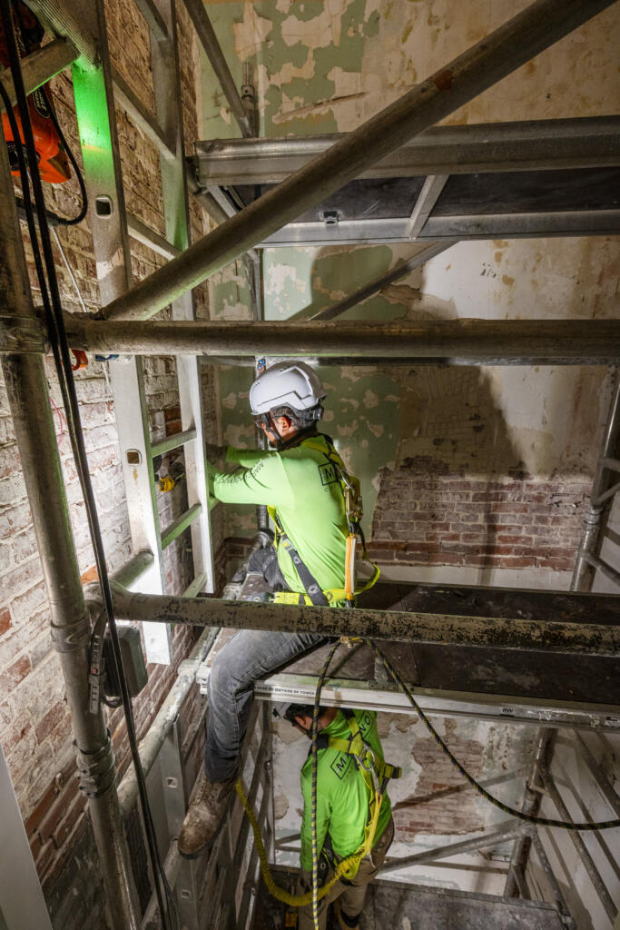 ElevatorChallenge 01